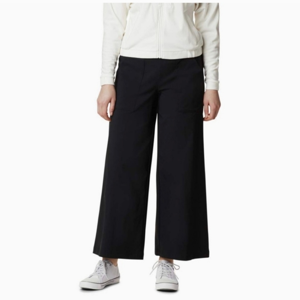Columbia black Wideleg Pants - size 12